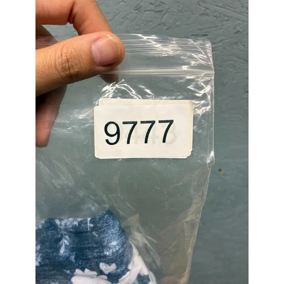 Michael Michael Kors Floral Print Top Women's‎ P/S Blue White 3/4 Sleeve - Picture 9 of 9